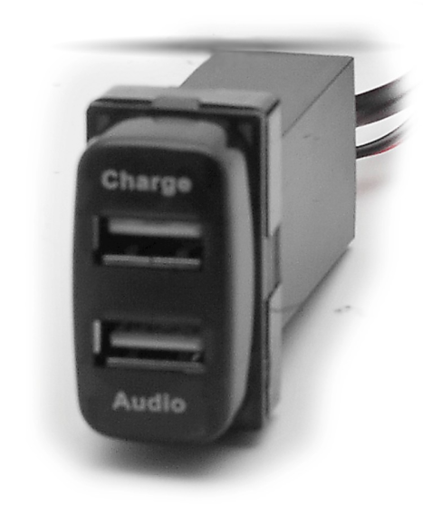 USB разъем в штатную заглушку TOYOTA new (2 порта: аудио + зарядное устройство) (Carav 17-104)