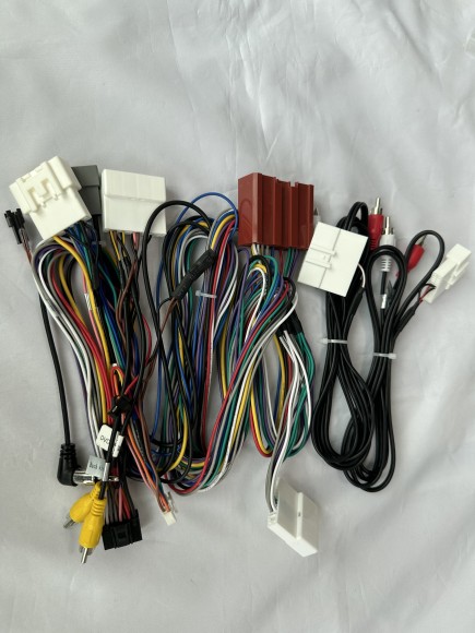 Carav 16-282 | разъем 16-pin Mazda CX-3 2016+ (Питание + Динамики + Антенна + Руль + USB + Камера + 2RCA + CANBUS)