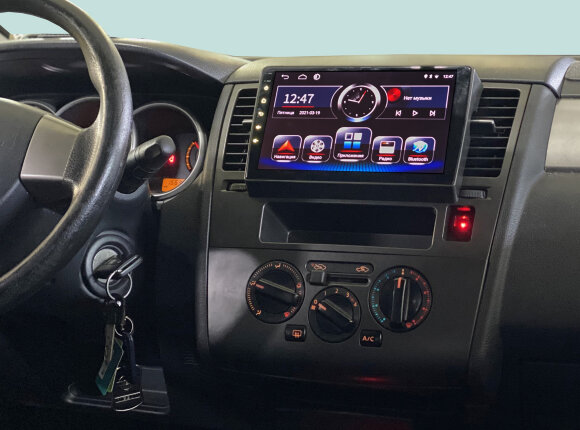 Incar RNS-FC781 | 9" переходная рамка Nissan Tiida 2004-2013 (пр/лев руль) серый цвет